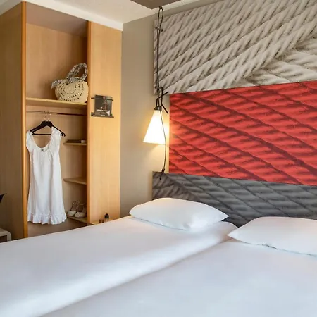 호텔 Ibis 칸 플라주 라 보카 3*
